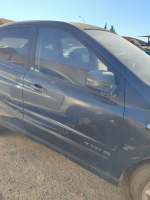 Foto de PUERTA DELANTERA DERECHA SSANGYONG ACTYON 2.0 TD CAT (141 CV / 104 KW)
