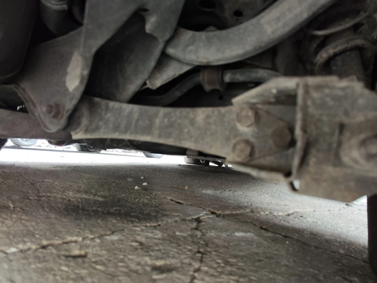 Foto de EJE TRASERO ALFA ROMEO 159 (140) 1.9 JTD (M) 16V CAT (150 CV / 110 KW)
