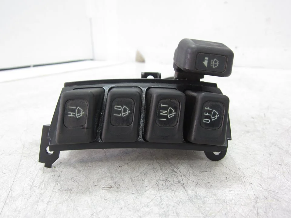 Foto de MANDO LIMPIA OPEL FRONTERA A 2.0 (116 CV / 85 KW) referencia 155217