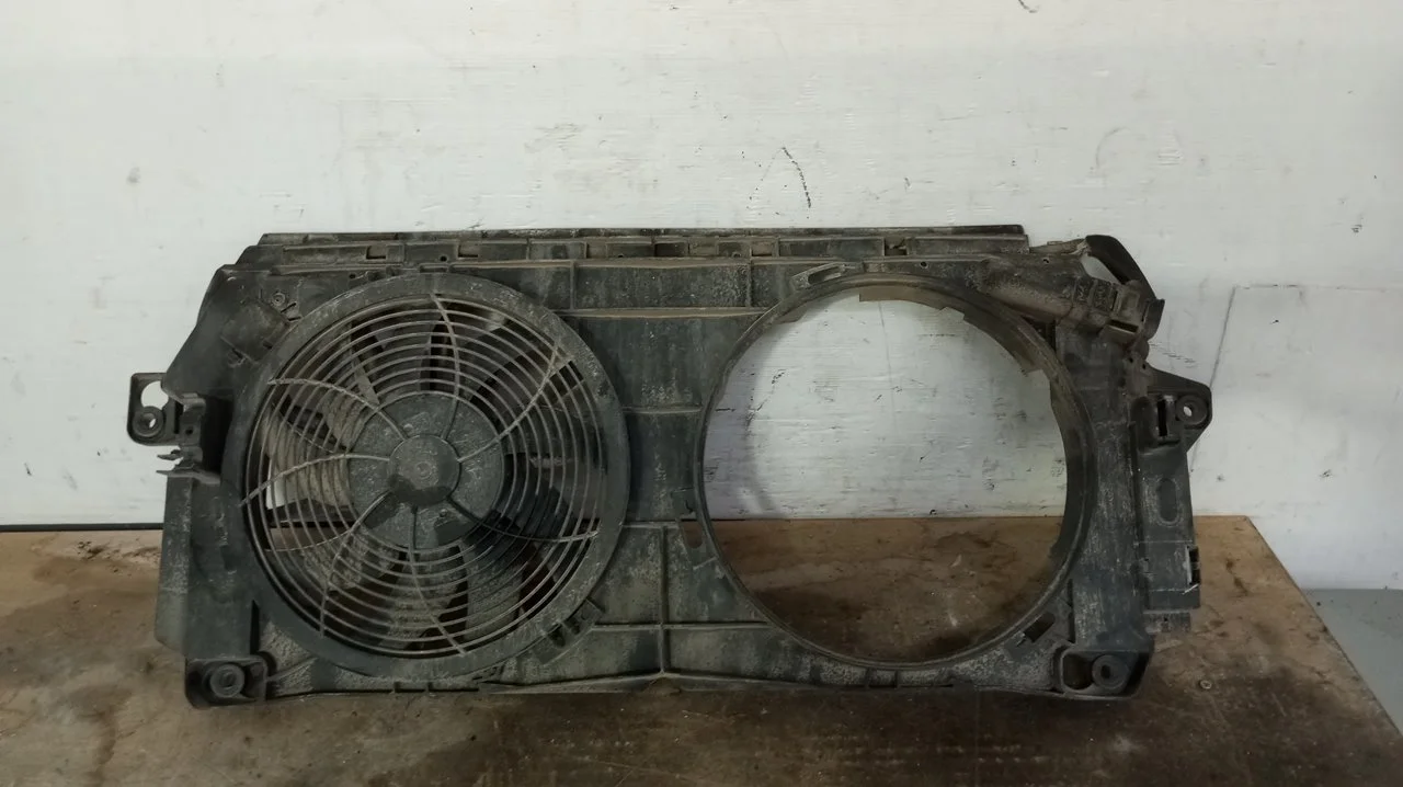 Foto de ELECTROVENTILADOR VOLKSWAGEN CRAFTER FURGÓN (2E) 2.5 TDI DPF (109 CV / 80 KW) referencia A9065000193