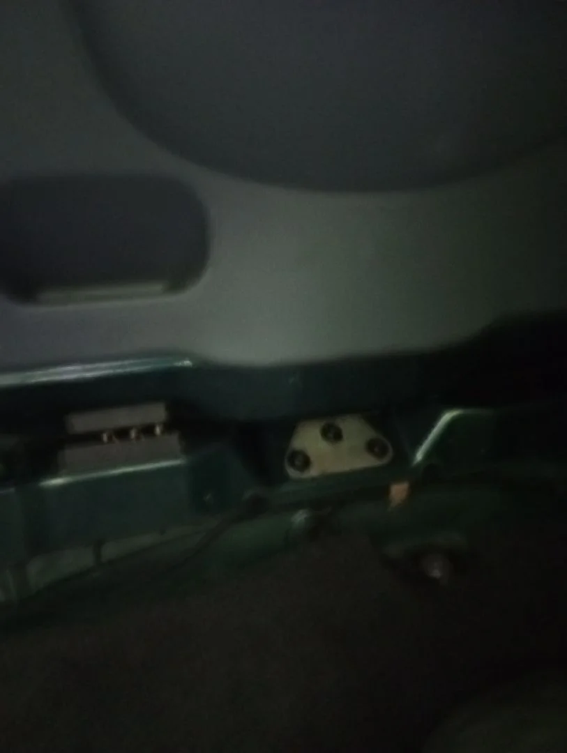 Foto de GUARNECIDO PORTON TRASERO FORD KA (CCQ) 1.3 CAT (50 CV / 37 KW)