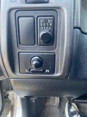 Foto de MANDO RETROVISOR NISSAN ALMERA (N15) 2.0 Diesel (75 CV / 55 KW)