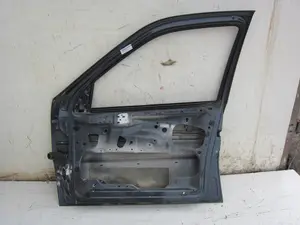 Foto de PUERTA DELANTERA DERECHA VOLKSWAGEN POLO III BERLINA (6N2) 1.4 16V (75 CV / 55 KW) foto 11