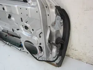 Foto de PUERTA DELANTERA IZQUIERDA MERCEDES-BENZ CLK (BM 209) CABRIO 3.2 V6 18V CAT (218 CV / 160 KW) foto 3