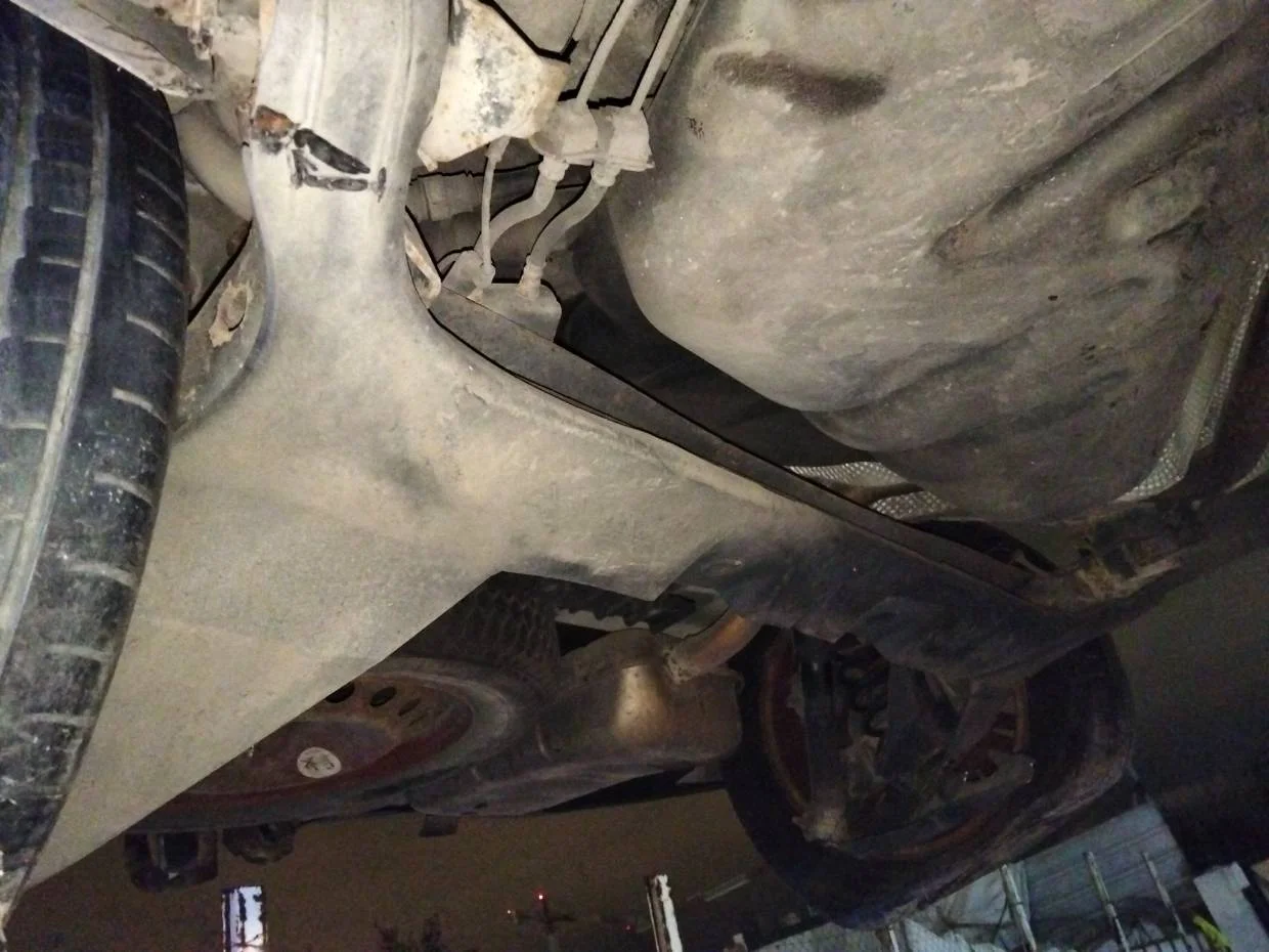 Foto de PUENTE TRASERO RENAULT SCENIC II (JM)