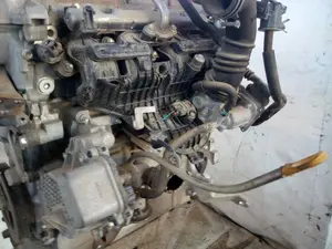 Foto de MOTOR COMPLETO TOYOTA YARIS (XP13) Híbrido 74 kW (1.5 Ltr. - 55 kW 16V) (101 CV / 74 KW) referencia X1NZ-P92 foto 9