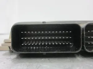 Foto de CENTRALITA MOTOR UCE RENAULT CLIO II FASE II (B/CB0) 1.2 (58 CV / 43 KW) referencia 8200162378 foto 3