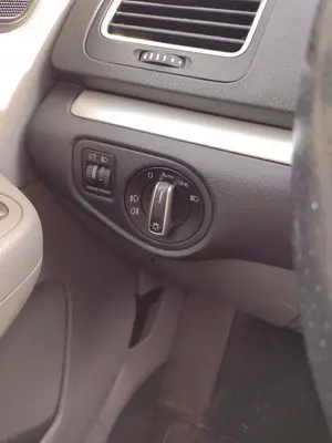 Foto de MANDO LUCES SEAT ALHAMBRA (710) 2.0 TDI (140 CV / 103 KW)