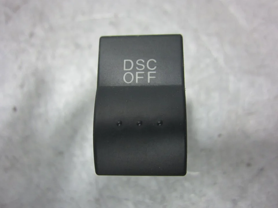 Foto de INTERRUPTOR MAZDA 3 BERLINA (BK) 1.6 CD Diesel CAT (109 CV / 80 KW) referencia BP4L664T0