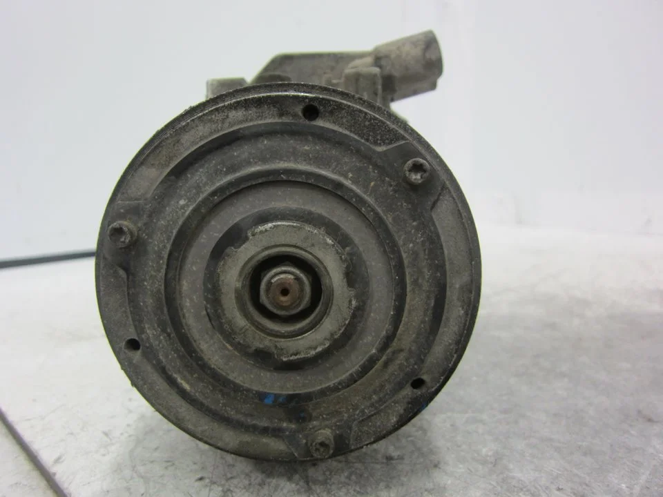 Foto de COMPRESOR AIRE ACONDICIONADO VOLKSWAGEN POLO IV (9N3) 1.4 FSI (86 CV / 63 KW) referencia 6Q0820803R
