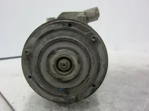Foto de COMPRESOR AIRE ACONDICIONADO VOLKSWAGEN POLO IV (9N3) 1.4 FSI (86 CV / 63 KW) referencia 6Q0820803R