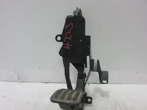 Foto de PEDAL ACELERADOR PEUGEOT EXPERT FURGÓN 1.6 HDi FAP (90 CV / 66 KW) referencia 6PV00994909 foto 2