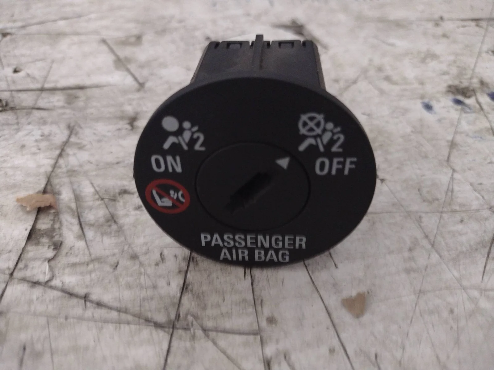 Foto de INTERRUPTOR OPEL INSIGNIA BERLINA 2.0 16V CDTI (160 CV / 118 KW) referencia 13577258