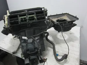 Foto de CALEFACCION ENTERA NORMAL VOLKSWAGEN GOLF VII BERLINA (BQ1/BE2) 1.6 TDI (116 CV / 85 KW) referencia T1010827A foto 6