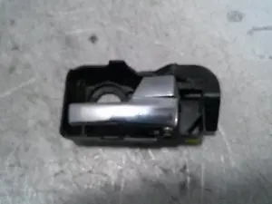 Foto de MANETA INTERIOR TRASERA DERECHA FORD MONDEO TURNIER (GE) 2.0 TDCi CAT (131 CV / 96 KW) referencia 1S71F22600A