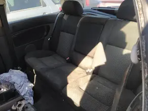 Foto de ASIENTOS TRASERO IZQUIERDO VOLKSWAGEN GOLF IV BERLINA (1J1)(10.1997) 1.9 TDI (131 CV / 96 KW) referencia 1J0885805CRFKZ