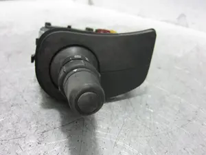 Foto de MANDO LUCES RENAULT MODUS I 1.4 16V (98 CV / 72 KW) referencia 88102001 foto 3