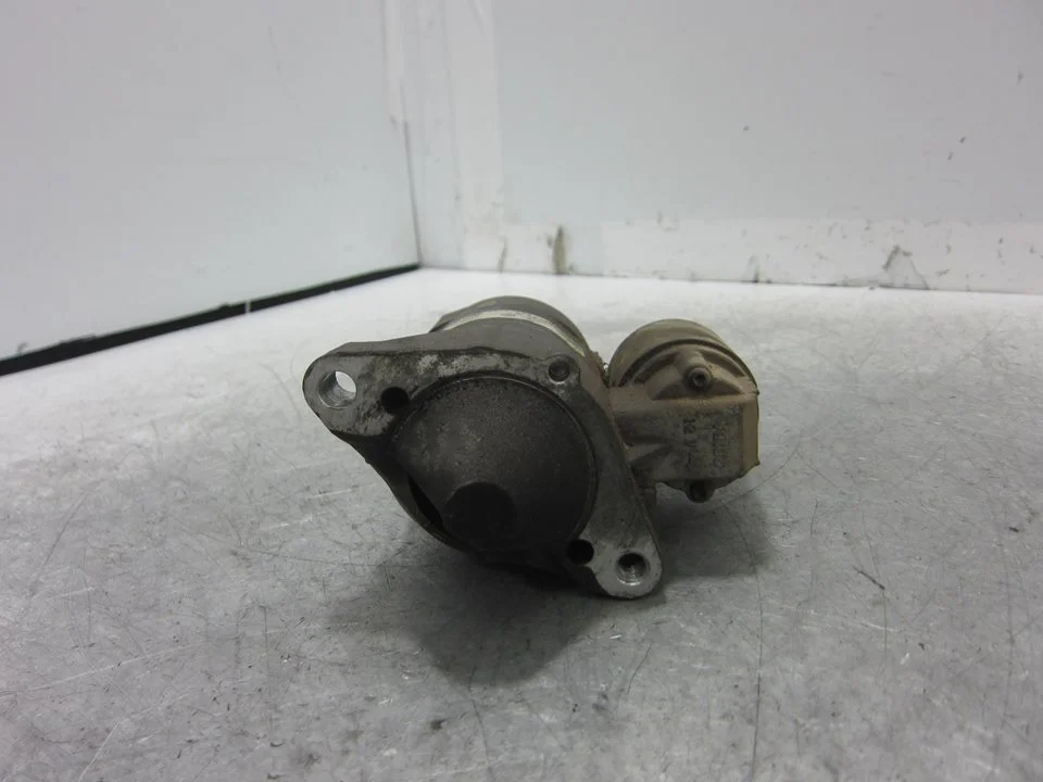 Foto de MOTOR ARRANQUE RENAULT CLIO II FASE II (B/CB0) 1.2 (58 CV / 43 KW) referencia D7E1