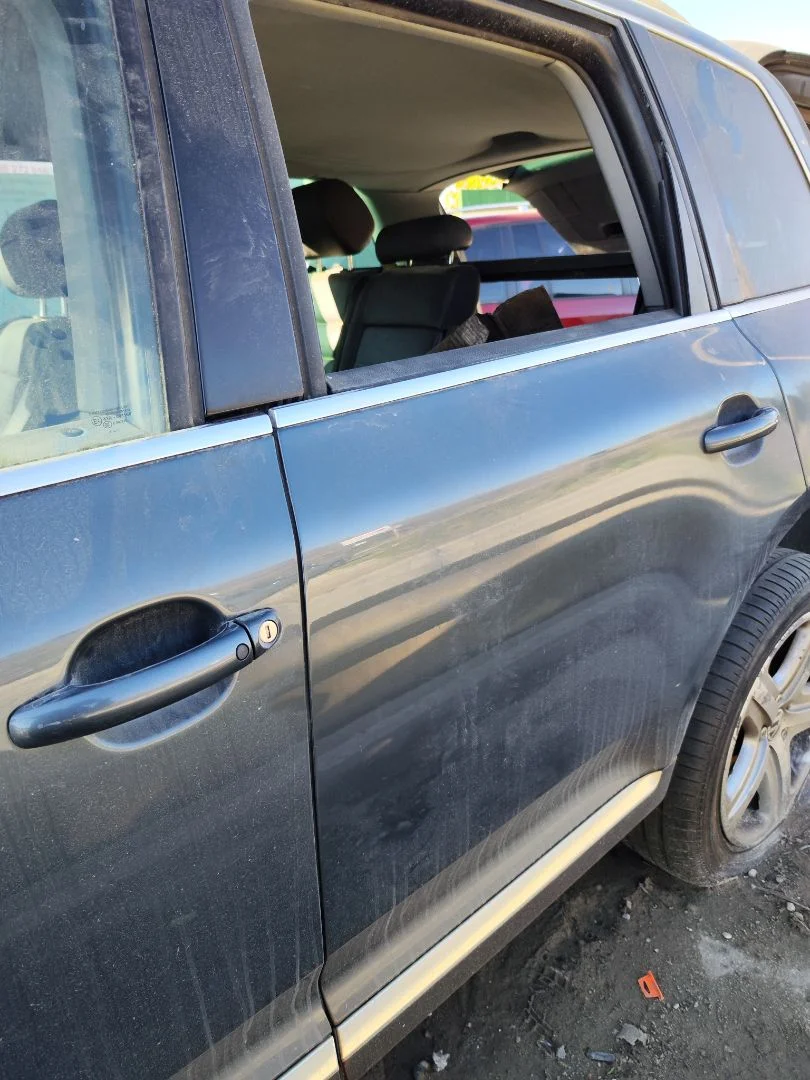 Foto de PUERTA TRASERA IZQUIERDA VOLKSWAGEN TOUAREG (7L6) 4.2 V8 32V FSI (350 CV / 257 KW)