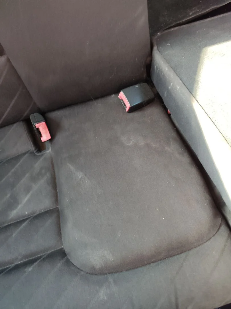 Foto de ENGANCHE CINTURON TRASERO IZQUIERDO AUDI A3 (8L) 1.6 (102 CV / 75 KW)