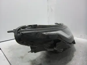 Foto de FARO DERECHO LAND ROVER RANGE ROVER EVOQUE 2.0 Td4 CAT (150 CV / 110 KW) referencia K8D213W029BF foto 4