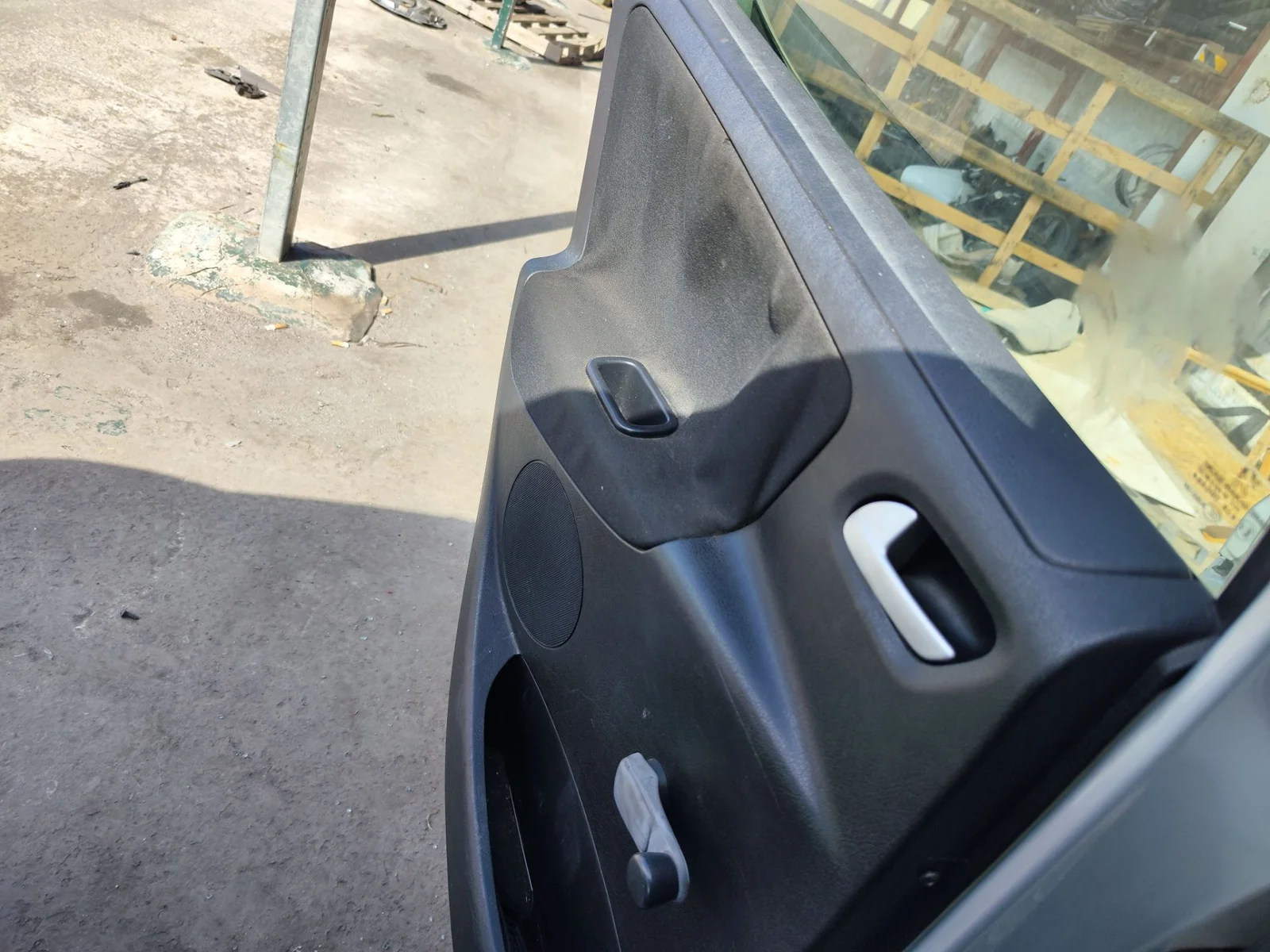 Foto de ELEVALUNAS TRASERO IZQUIERDO PEUGEOT 207 1.6 16V HDi (90 CV / 66 KW) referencia 9223A3