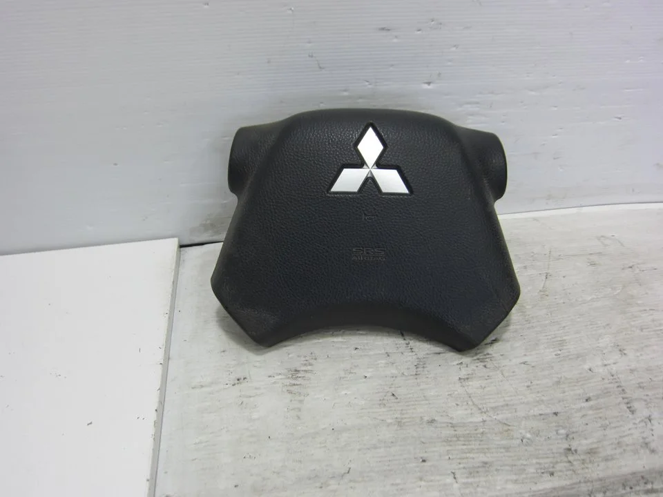 Foto de AIRBAG DELANTERO IZQUIERDO MITSUBISHI GRANDIS (NA0W) 2.4 CAT (165 CV / 121 KW) referencia MN103444