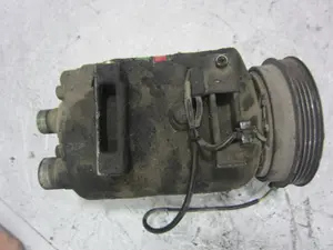 Foto de COMPRESOR AIRE ACONDICIONADO AUDI A4 AVANT (B5) referencia 8D0260805D foto 6