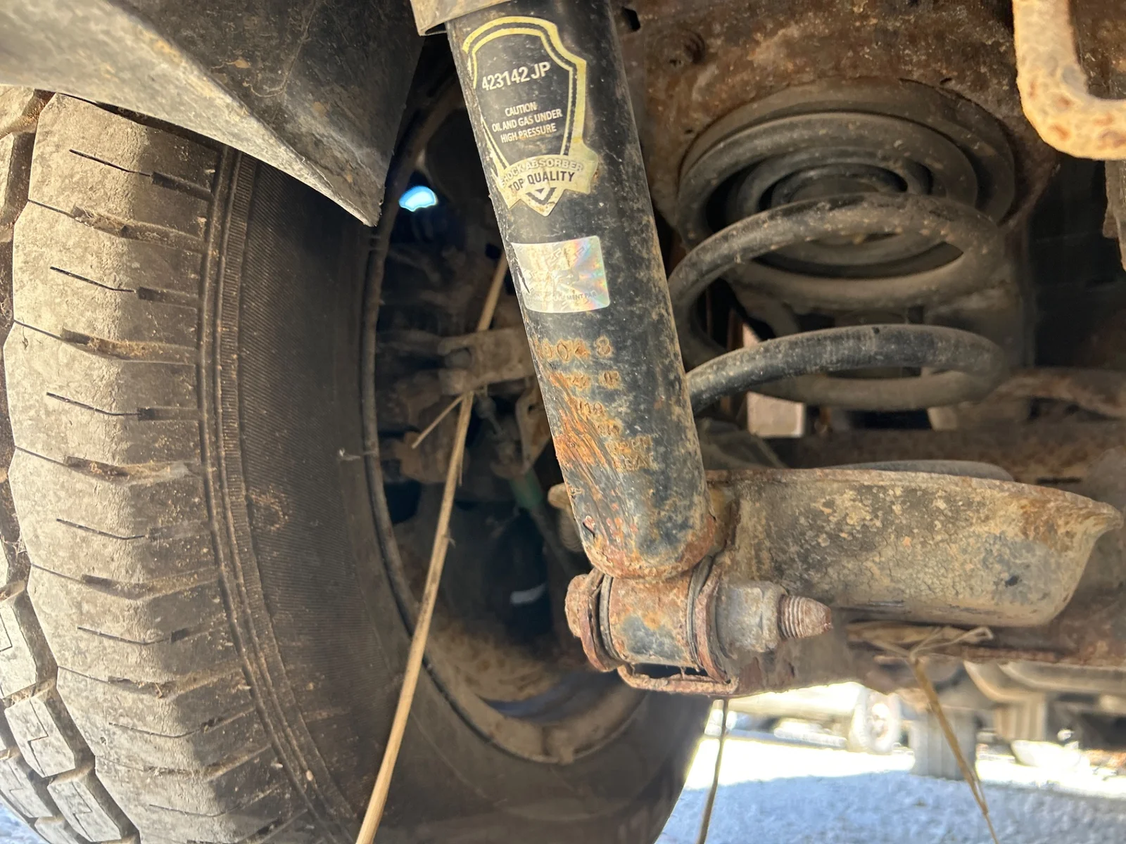 Foto de MANGUETA TRASERA IZQUIERDA RENAULT TRAFIC II FURGÓN 2.5 dCi Diesel CAT (135 CV / 99 KW)
