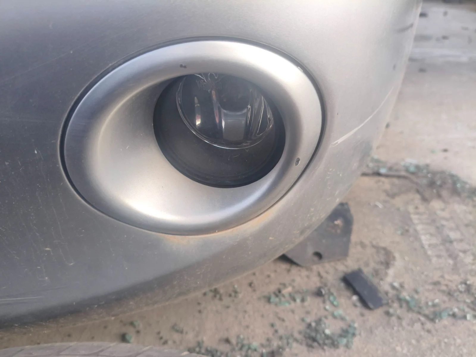 Foto de FARO ANTINIEBLA IZQUIERDO NISSAN NOTE (E11E) 1.4 CAT (88 CV / 65 KW)