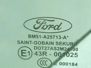 Foto de LUNA TRASERA IZQUIERDA FORD FOCUS BERLINA (CEW) 1.0 EcoBoost CAT (125 CV / 92 KW) referencia BM51A25713A foto 2