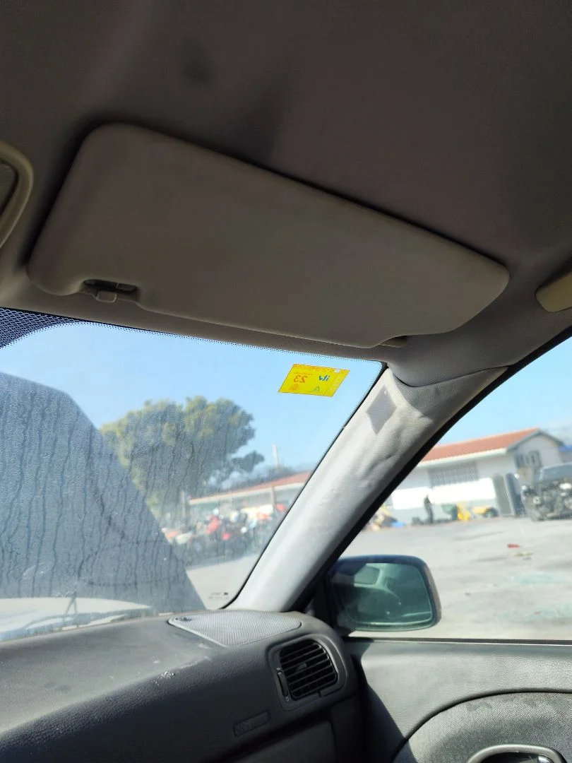 Foto de PARASOL DERECHO VOLVO S40 BERLINA 1.6 CAT (109 CV / 80 KW)