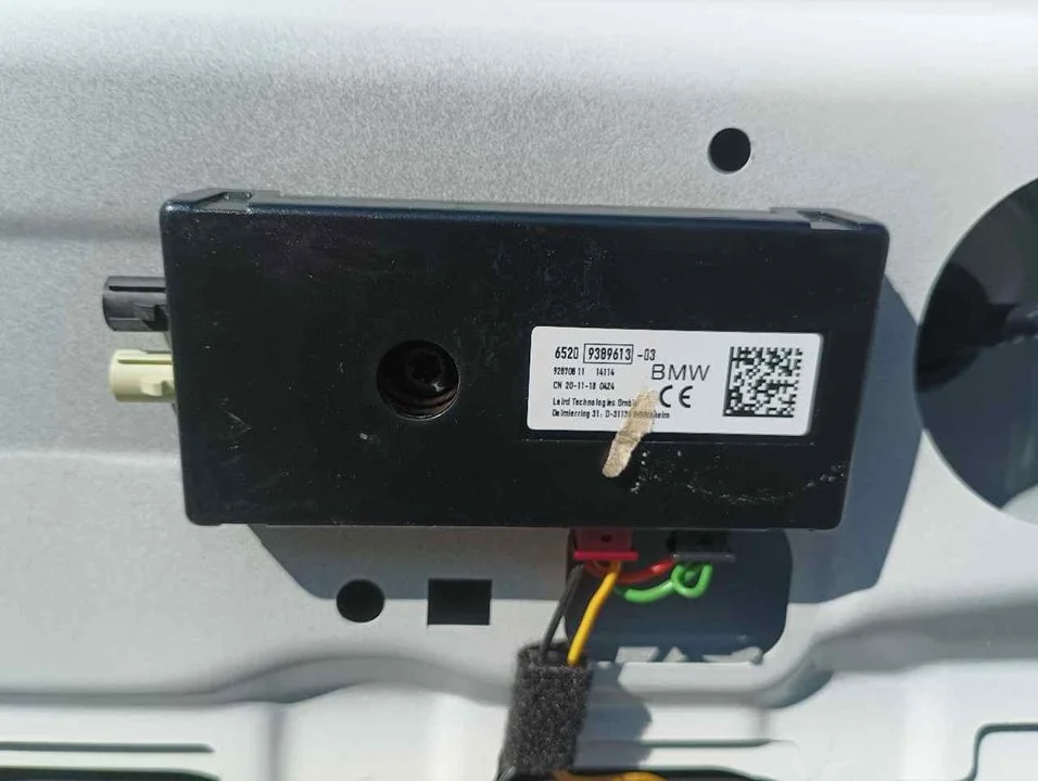 Foto de AMPLIFICADOR DE ANTENA BMW SERIE X3 (G01) 3.0 24V Turbodiesel (265 CV / 195 KW) referencia 6520938961303