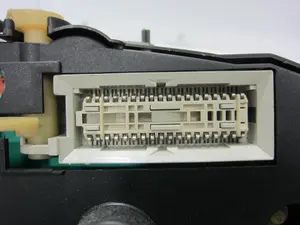 Foto de CUADRO INSTRUMENTOS OPEL ASTRA G BERLINA 1.6 16V (101 CV / 74 KW) referencia 09228753EB foto 4