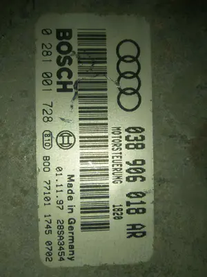 Foto de CENTRALITA MOTOR UCE AUDI A3 (8L) referencia 0281001728 foto 4