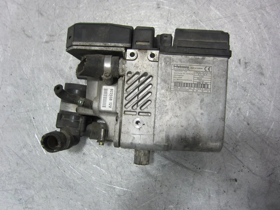 Foto de VALVULA INTERCAMBIO DE CALEFACCION BMW SERIE 3 BERLINA (E46) 2.0 16V Diesel CAT (136 CV / 100 KW) referencia 64128383759