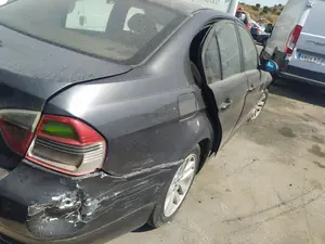 Foto de TRANSMISION TRASERA DERECHA BMW SERIE 3 BERLINA (E90) 2.0 16V Diesel (163 CV / 120 KW)