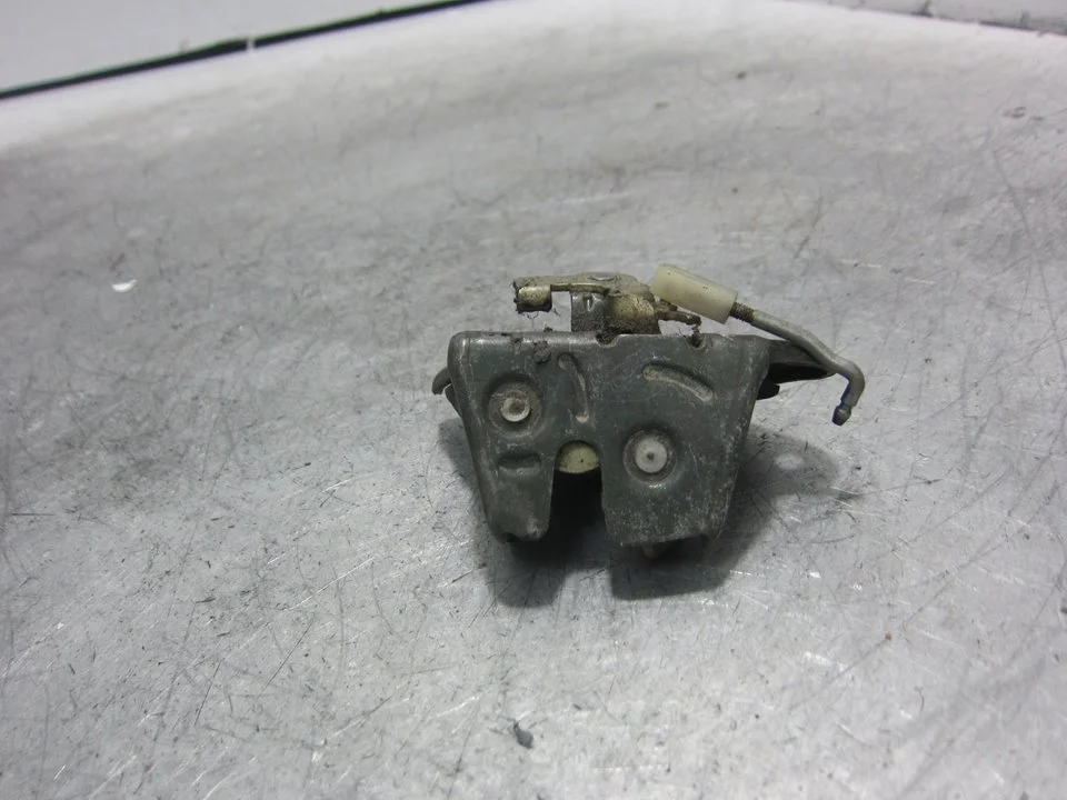 Foto de CERRADURA MALETERO / PORTON FIAT SEICENTO (187) 0.9 CAT (39 CV / 29 KW) referencia 0046512188