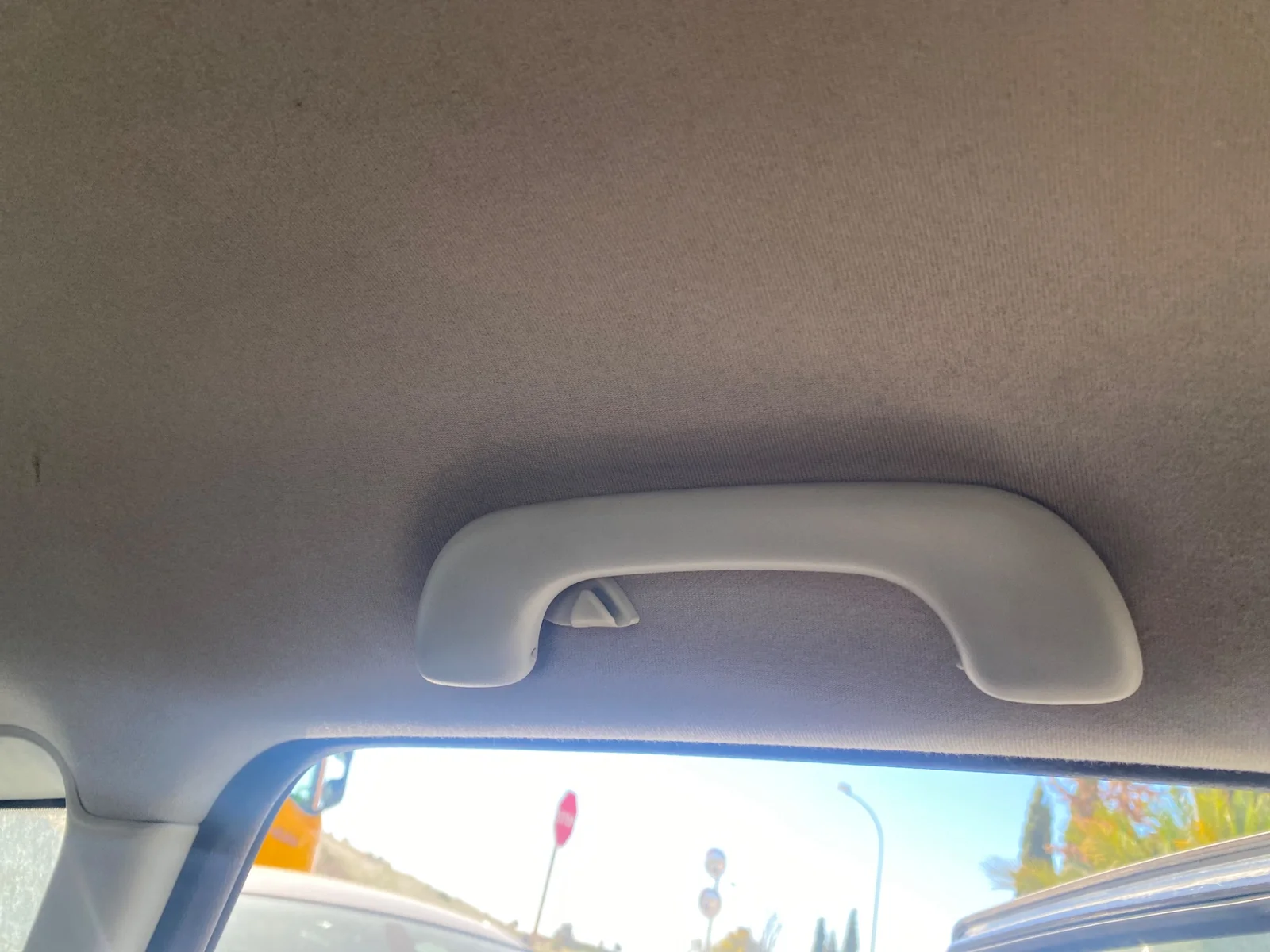 Foto de ASIDERO TECHO TRASERO IZQUIERDO NISSAN QASHQAI (J10) 2.0 16V CAT (141 CV / 104 KW) referencia 73940JD100