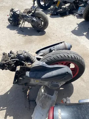 Foto de MOTOR COMPLETO APRILIA SCARABEO foto 3