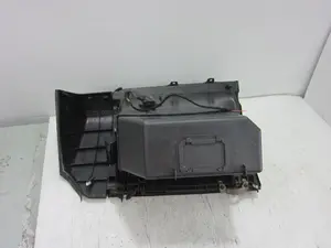 Foto de GUANTERA MAZDA 3 BERLINA (BK) 2.0 Diesel CAT (143 CV / 105 KW) referencia BP4K64161 foto 3