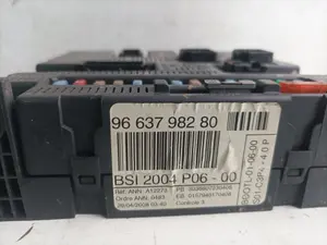 Foto de CAJA RELES / FUSIBLES PEUGEOT 207 referencia 9663798280 foto 3