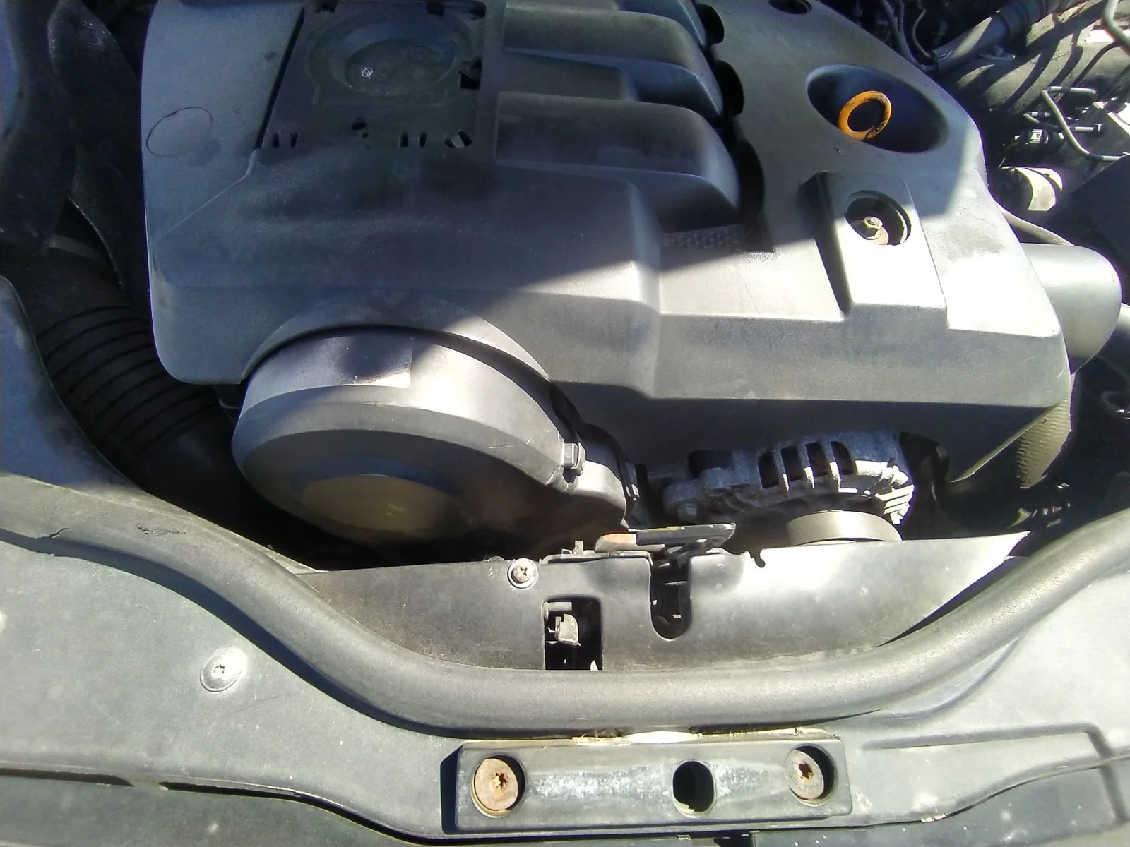 Foto de RADIADOR AGUA VOLKSWAGEN PASSAT BERLINA (3B3) 1.9 TDI (131 CV / 96 KW) referencia 8D0121251P