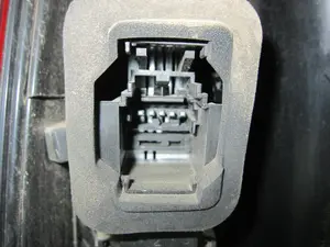 Foto de PILOTO LATERAL DERECHO RENAULT ESPACE IV (JK0) 2.0 dCi Diesel CAT (150 CV / 110 KW) referencia 8200394724 foto 4