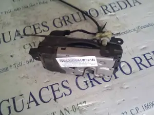 Foto de CERRADURA PUERTA DELANTERA DERECHA OPEL ASTRA H BERLINA 1.7 16V CDTI (101 CV / 74 KW) referencia 13210749