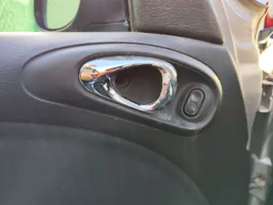 Foto de MANETA INTERIOR DELANTERA IZQUIERDA CHRYSLER PT CRUISER 2.2 CRD CAT (121 CV / 89 KW)