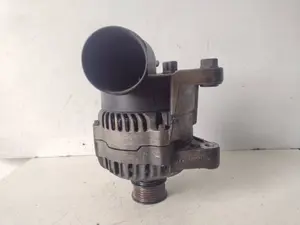 Foto de ALTERNADOR BMW SERIE 3 BERLINA (E46) 2.0 24V (150 CV / 110 KW) referencia 0123325010 foto 4