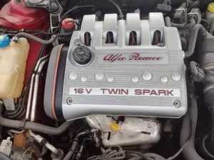 Foto de TAPA MOTOR ALFA ROMEO 147 (190) 1.6 16V CAT (105 CV / 77 KW)