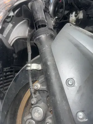 Foto de HORQUILLA YAMAHA TMAX 530 530 cm3 - 34 kW (0 CV / 0 KW)