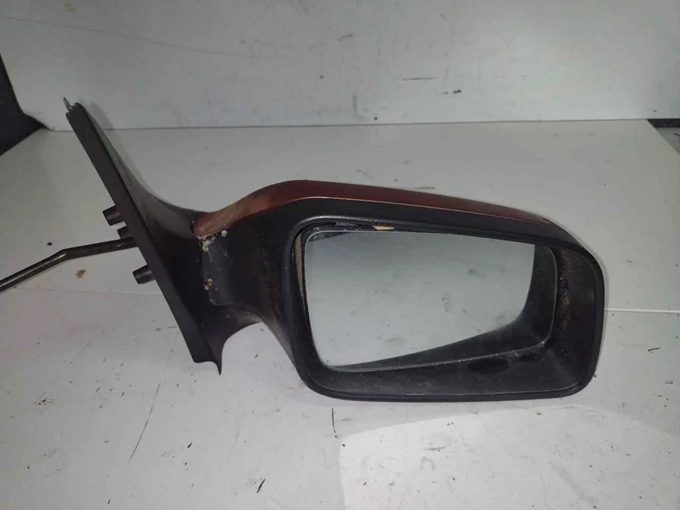 Foto de RETROVISOR DERECHO OPEL ASTRA G BERLINA 1.6 16V (101 CV / 74 KW) referencia 010534